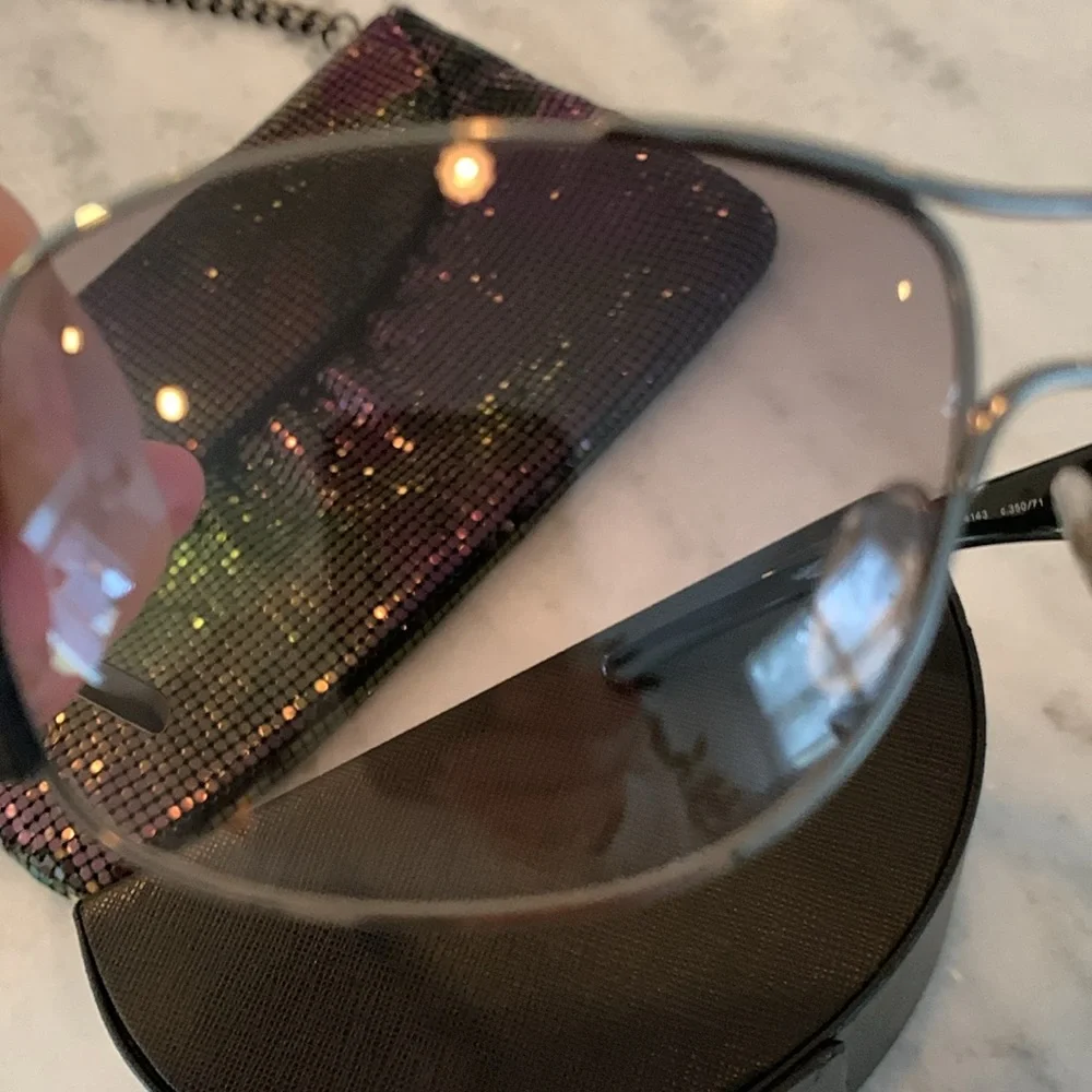 Chanel sunglasses . - Picture 5 of 11